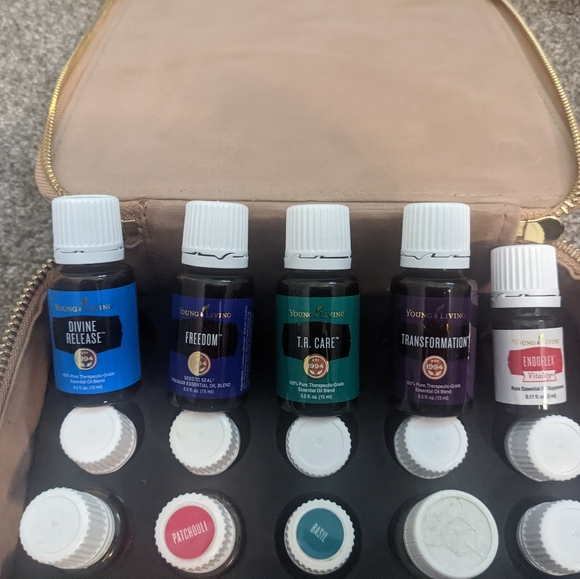 30 young living essential oils - Picture 3 of 8